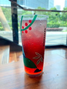 星巴克推出酒精飲料，全新冰調(diào)系列上線，獨(dú)家測(cè)評(píng)帶來8款誘人口感